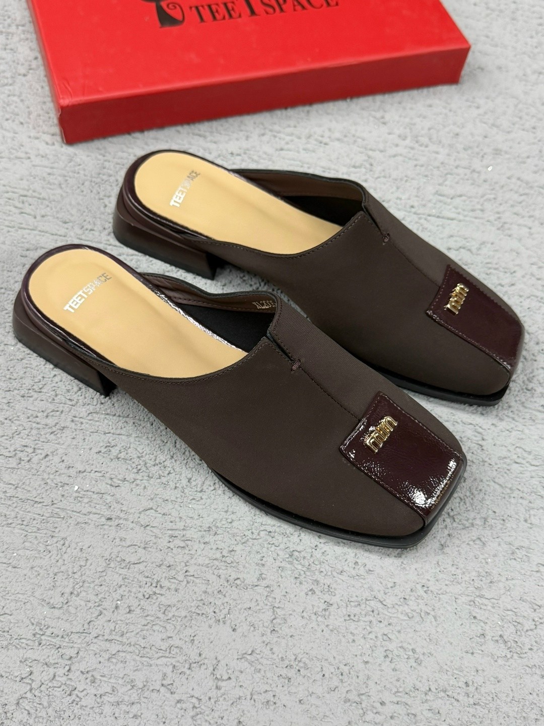 ,мюли женские,женские шлёпанцы,модные шлепанцы,тапочки модные