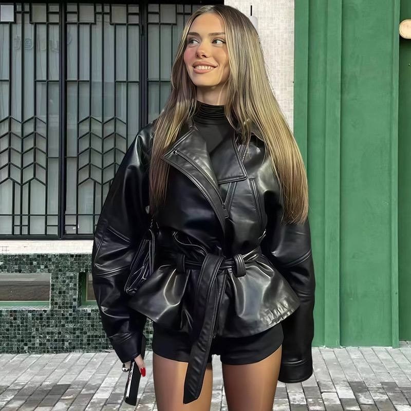 кожаная куртка,женская кожаная куртка,куртка косуха из качественной эко кожи,модные кожаные куртки,куртка женская