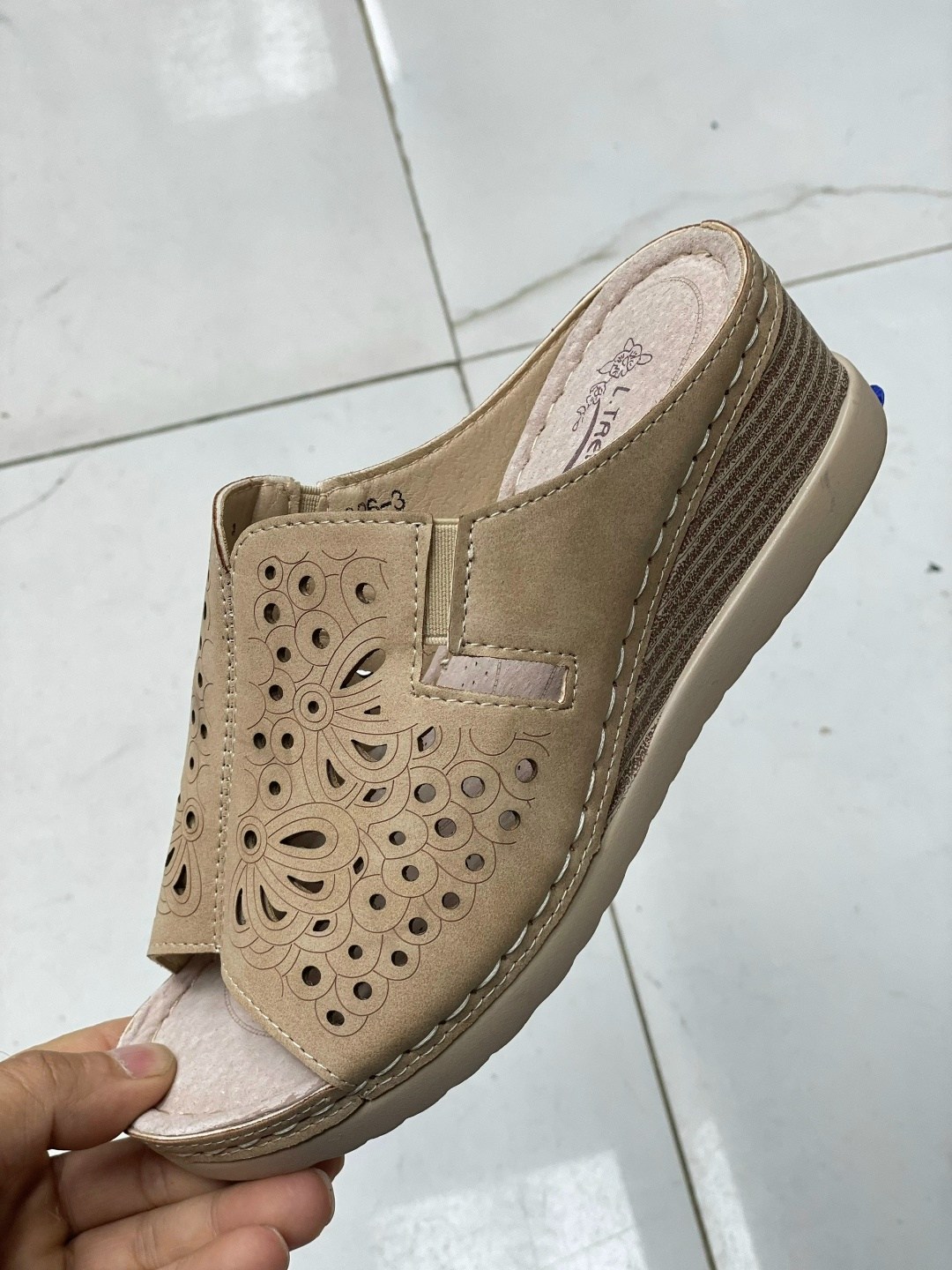 ,женские шлепанцы,женская ,сабо с перфорацией,женские сабо