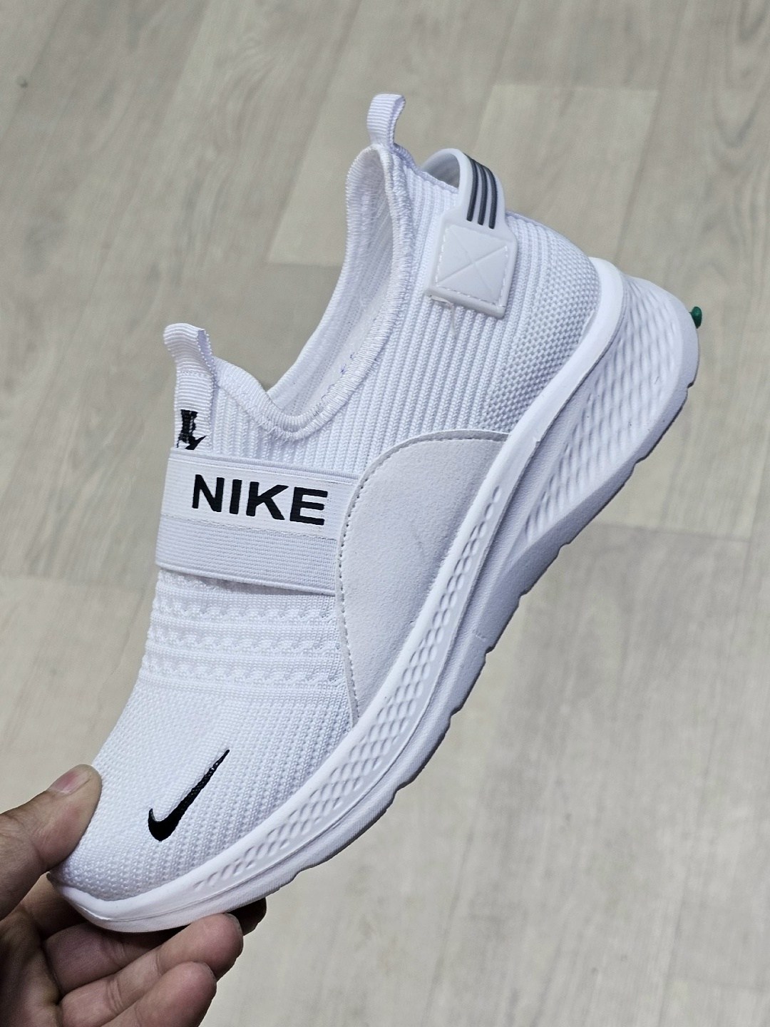 кроссовки,кроссовки женскиe,кроссовки nike,мужская  кроссовки,кроссовки изики