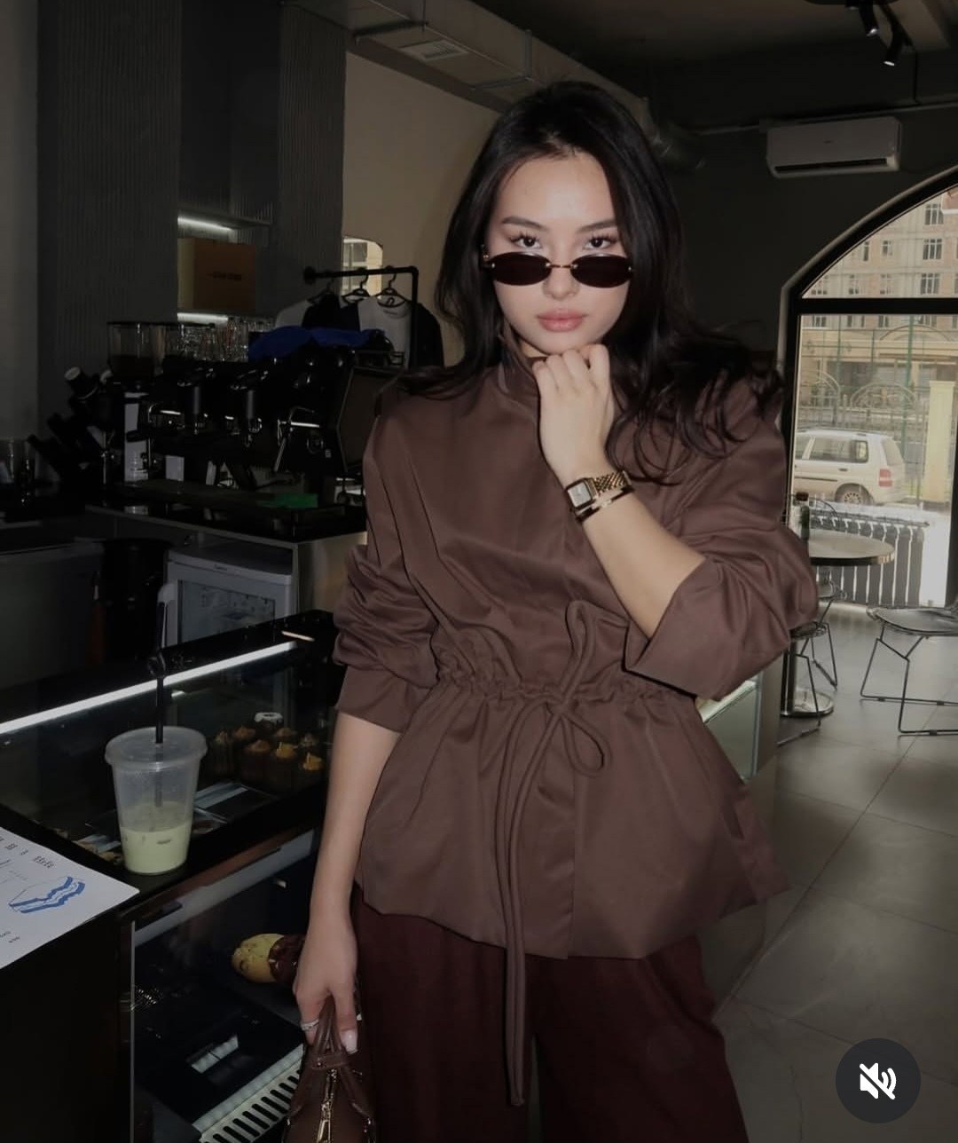 стильная куртка,куртка тренч,куртка,куртка тренировочная,ветровка осенняя удлиненная на кулиске monapure