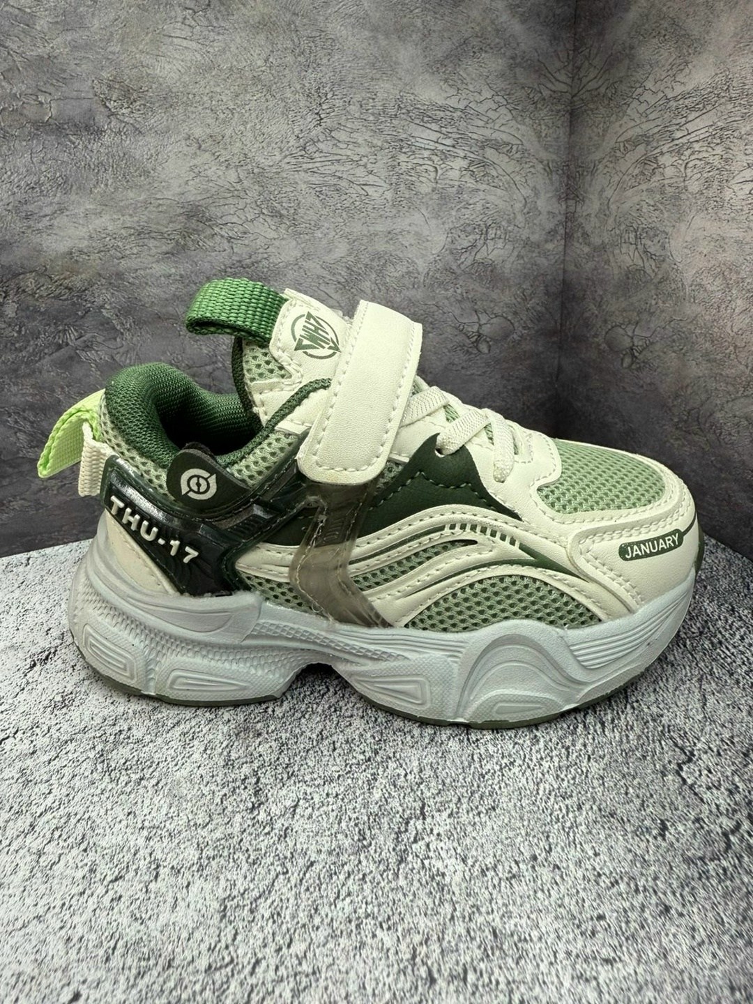 детские кроссовки,кроссовки,кроссовки для мальчика,кроссовка детская,кроссовки для малыша