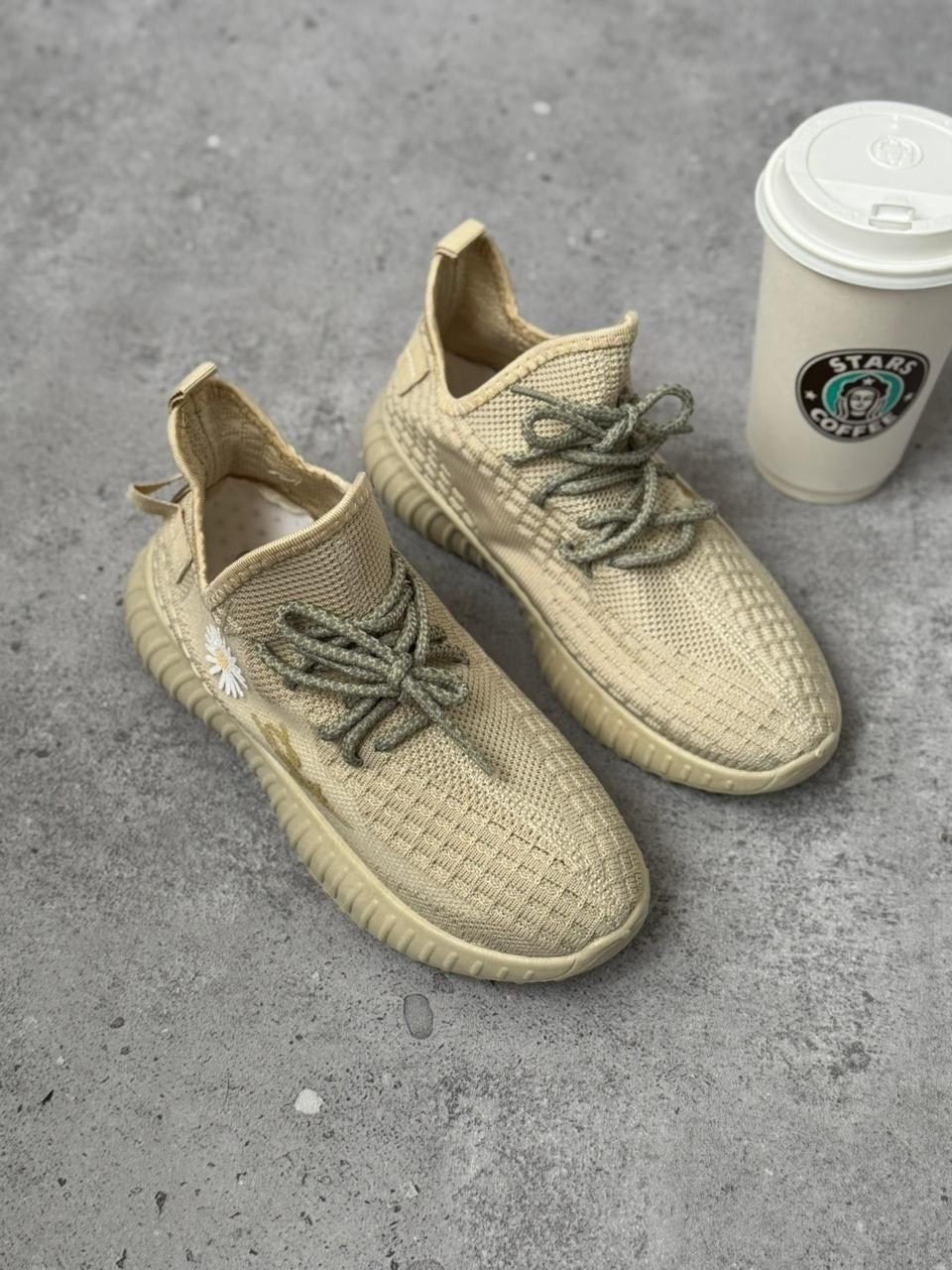 adidas yeezy boost 350 желтые,кроссовки adidas yeezy boost 350,желтые кроссовки,женские кроссовки,кроссовки adidas yeezy boost