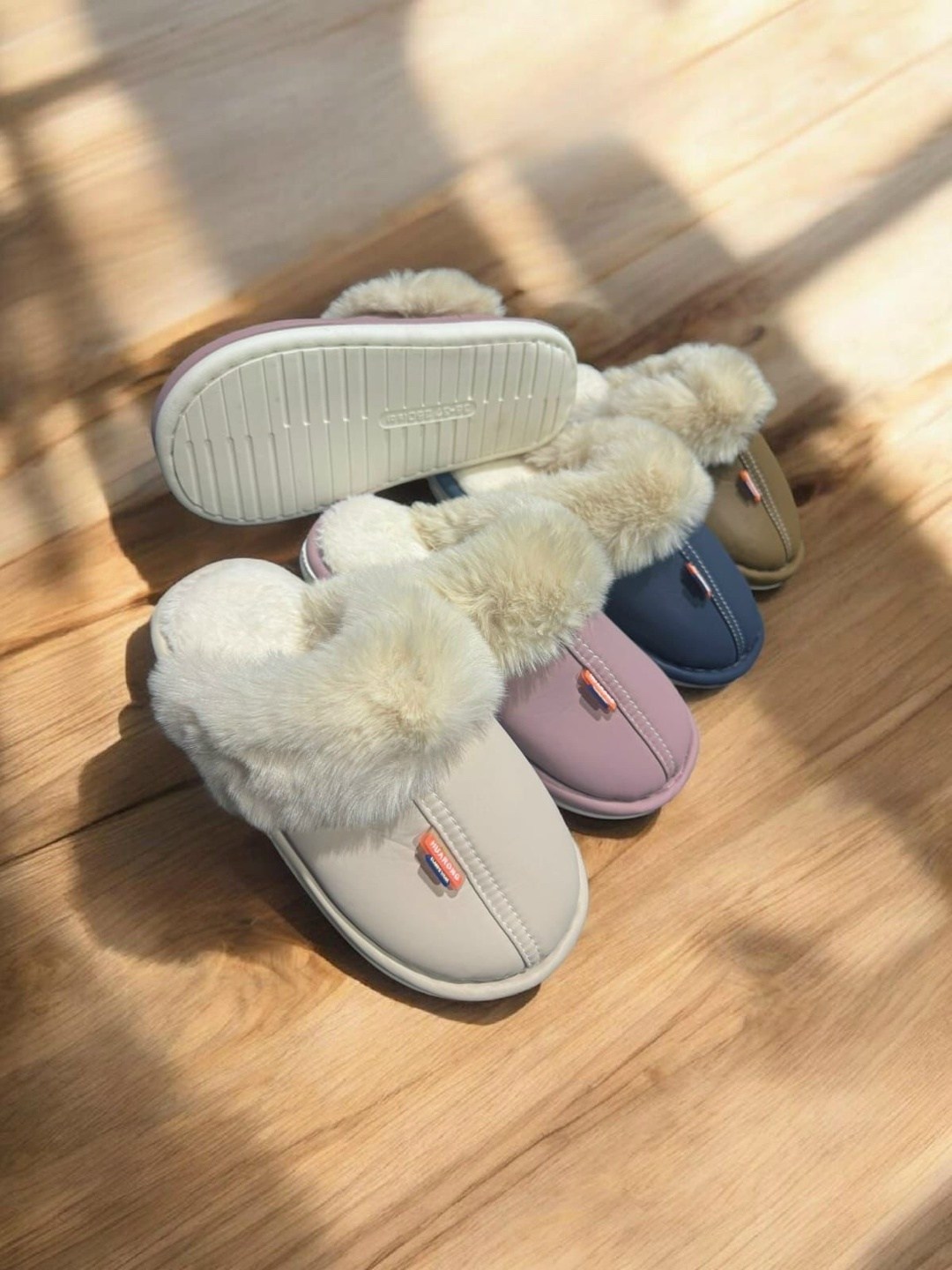 тапочки меховые,тапочки домашние меховые,пушистые тапочки домашние,зимние тапочки,женские домашние тапочки