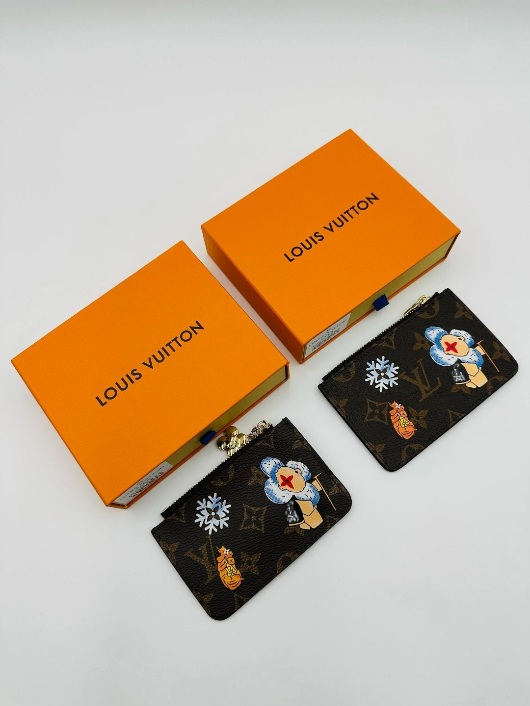 картхолдер louis vuitton,визитница louis vuitton,louis vuitton кошельки,обложка на паспорт louis vuitton,картхолдер луи виттон
