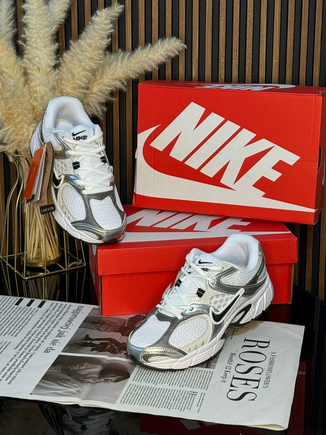 nike кроссовки,кроссовки v5 rnr nike,кроссовки женские nike,женские кроссовки nike initiator серебристого цвета,кроссовки найк