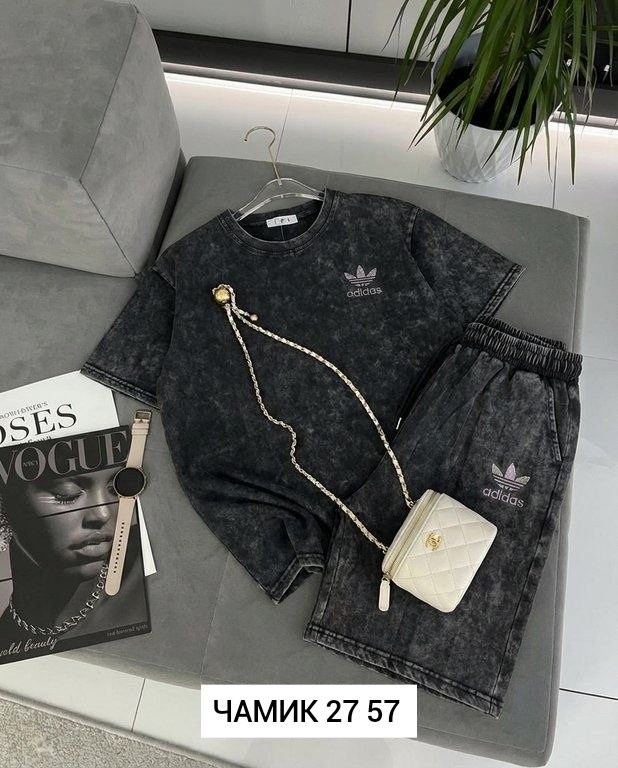 стильные костюмы,женские костюмы,костюм спортивный,костюм с шортам,костюм