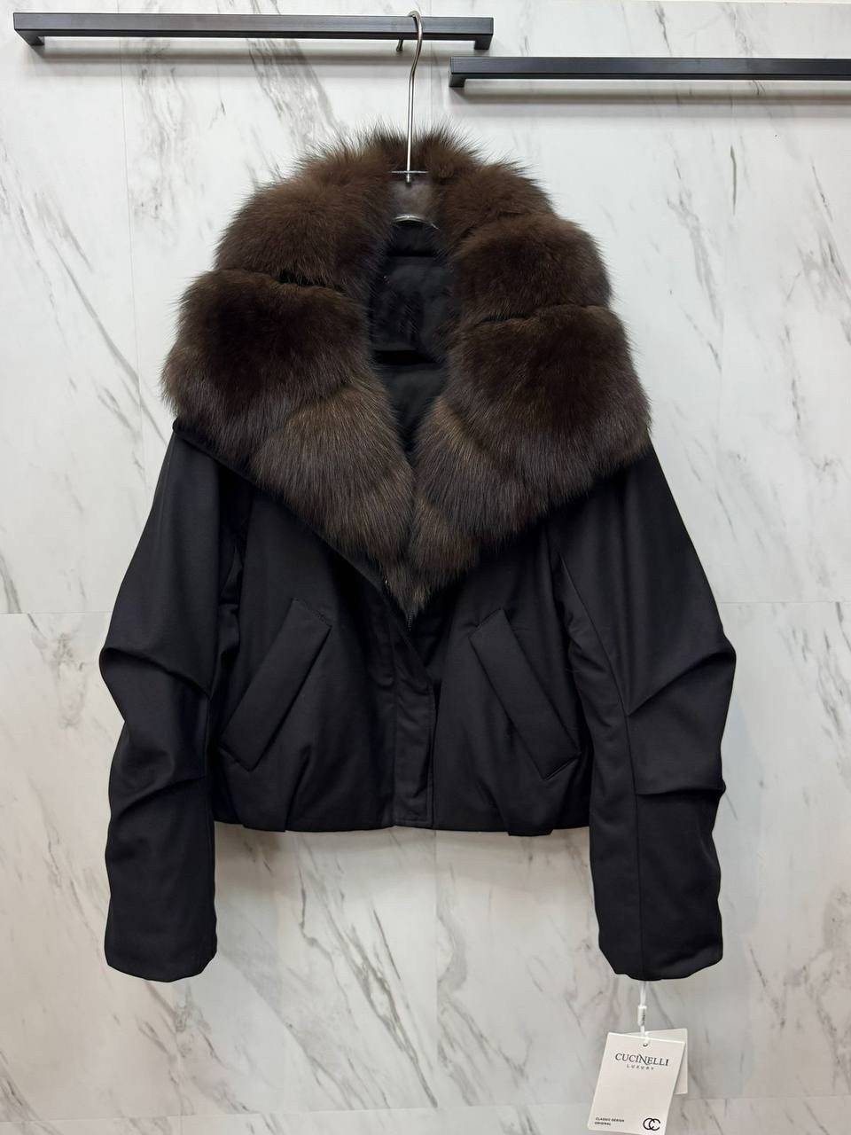 пуховики с мехом,пуховик с натуральным мехом,пуховик женский,куртка с мехом,пуховик коричневый