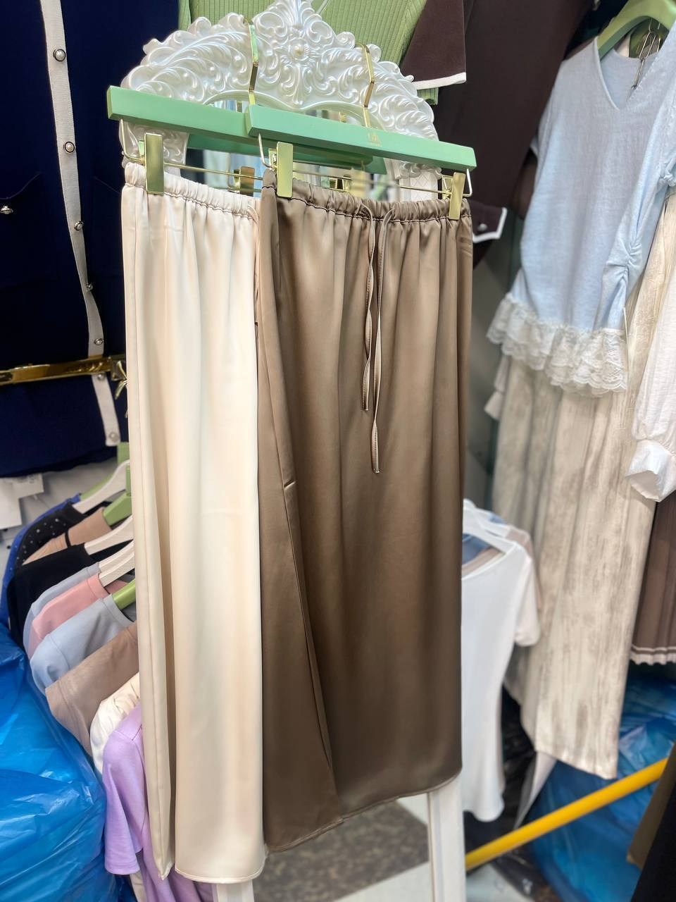 атласная юбка,шелковая юбка,атласная юбка с высоким,шелковая юбка миди,атласная юбка миди