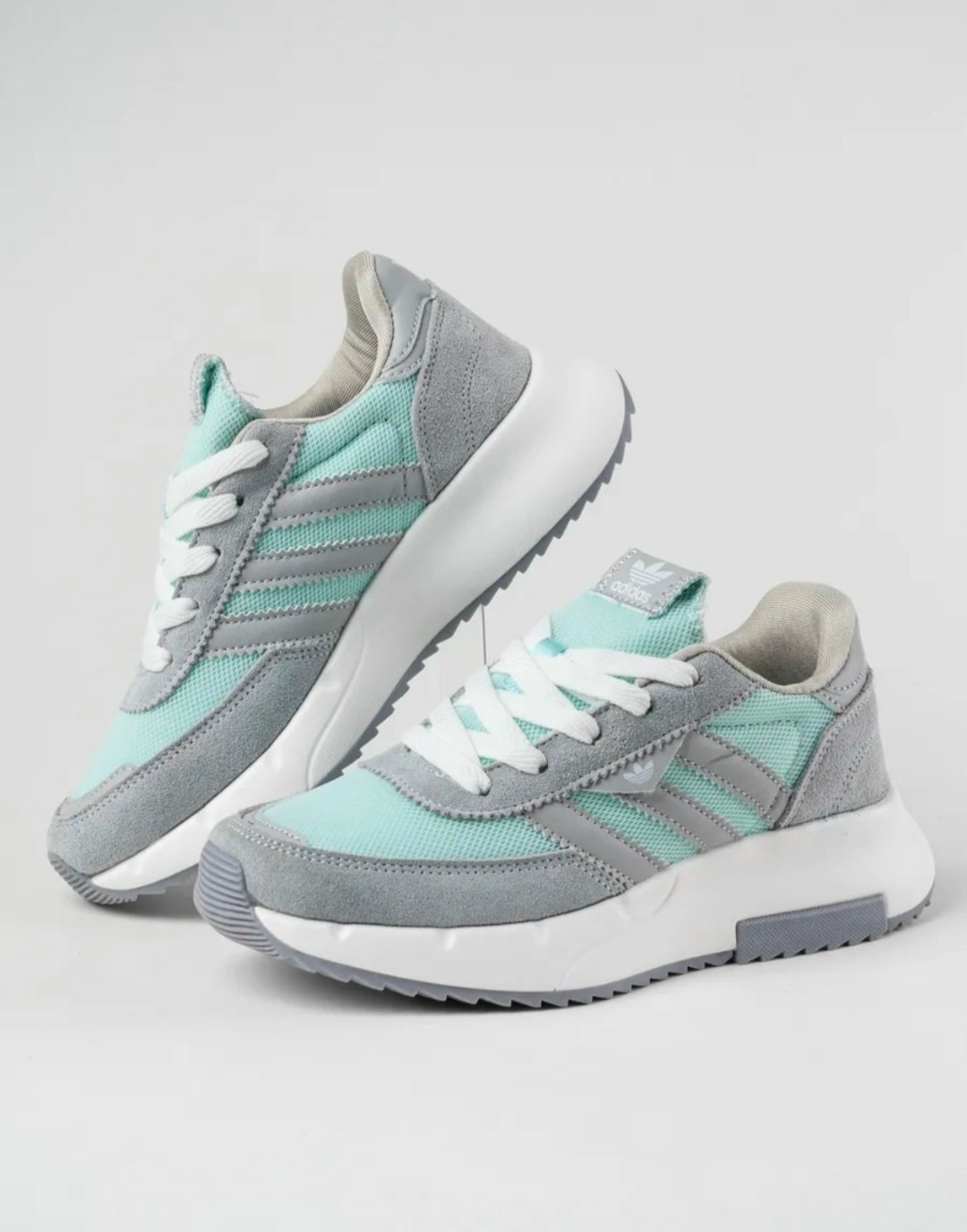 кроссовки adidas,женские кроссовки адидас,adidas zx 700,кроссовки adidas женские,кроссовки adidas retropy