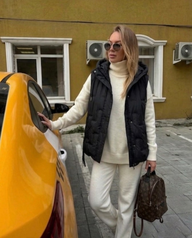 женская жилетка,жилет на синтепоне,жилетка на синтепоне,жилетка теплая,жилет женский утепленный