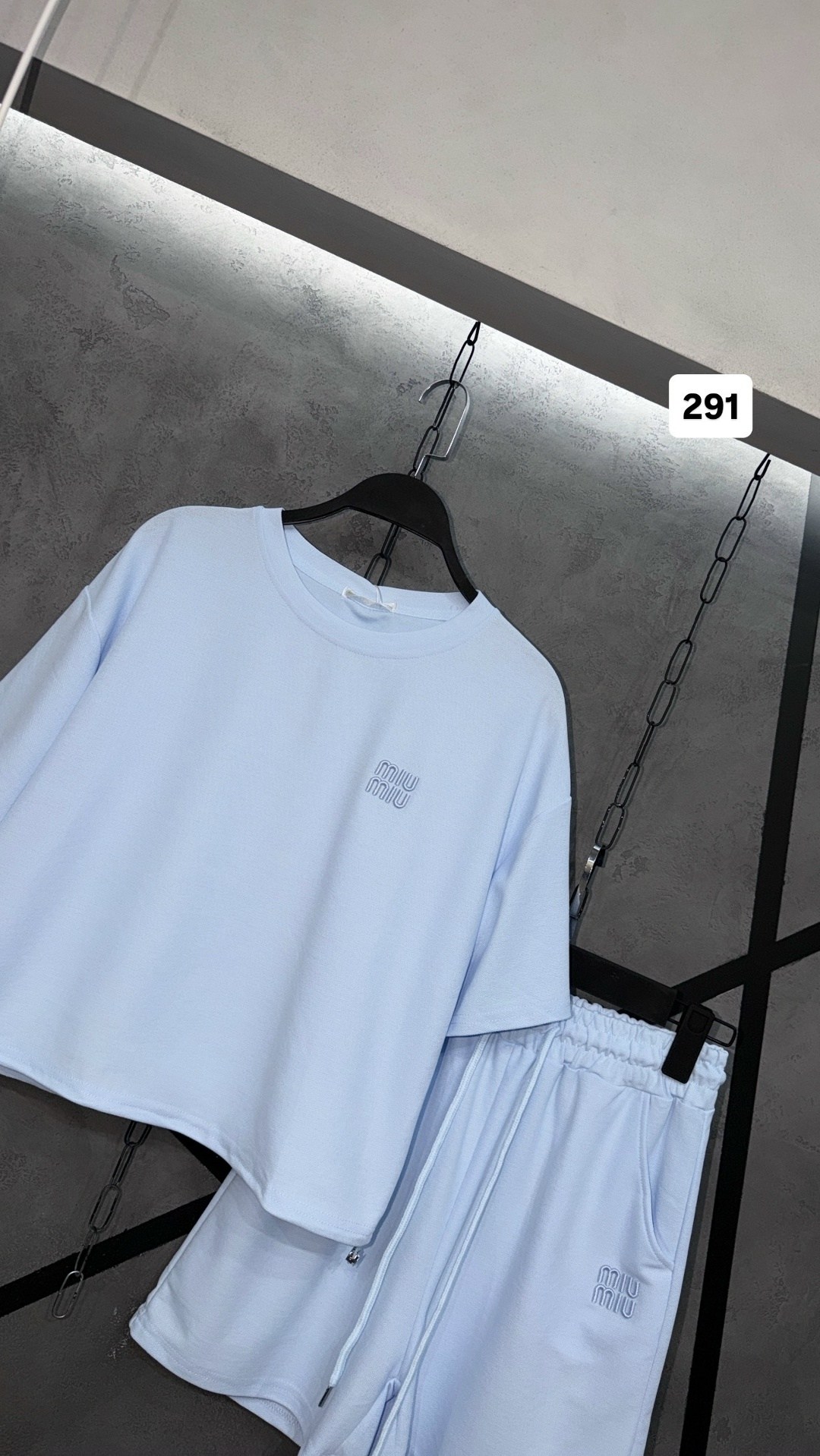 летние костюмы,повседневный костюм,cпортивный костюм оверсайз с шортами,костюм с шортами и футболкой оверсайз,женские костюмы