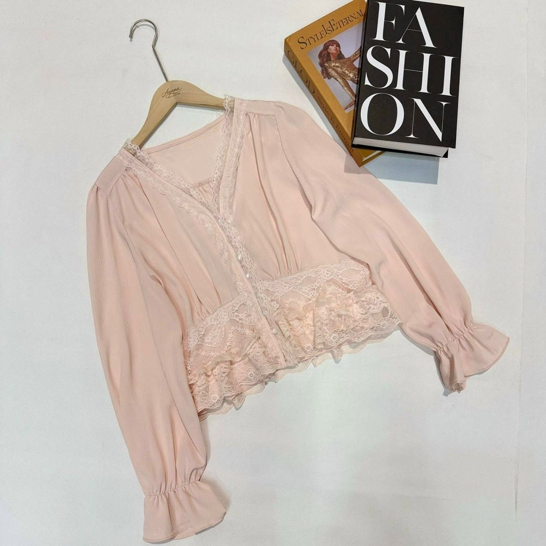 блузка женская,элегантная блузка,блузка с оборками,блузка модная,женская блуза