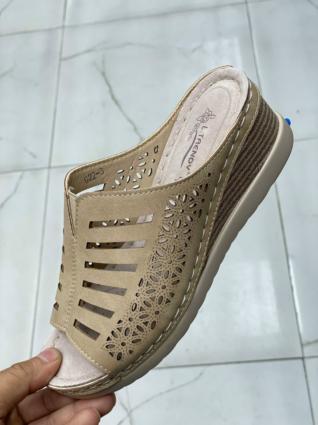 , женская,сабо с перфорацией,женская летняя ,женские шлепанцы