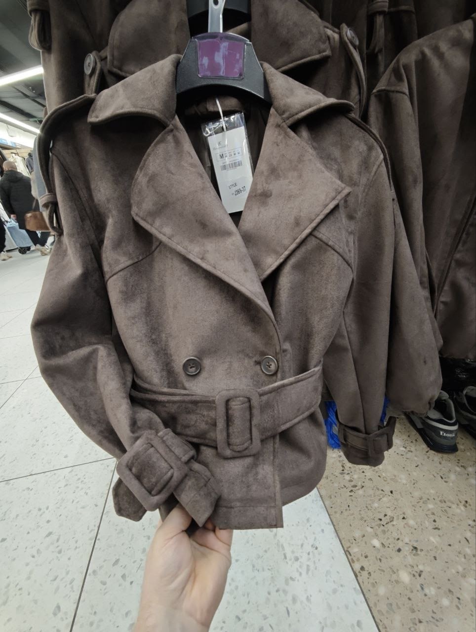 стиле кэжуал,уличный стиль,широкие джинсы,уличная мода