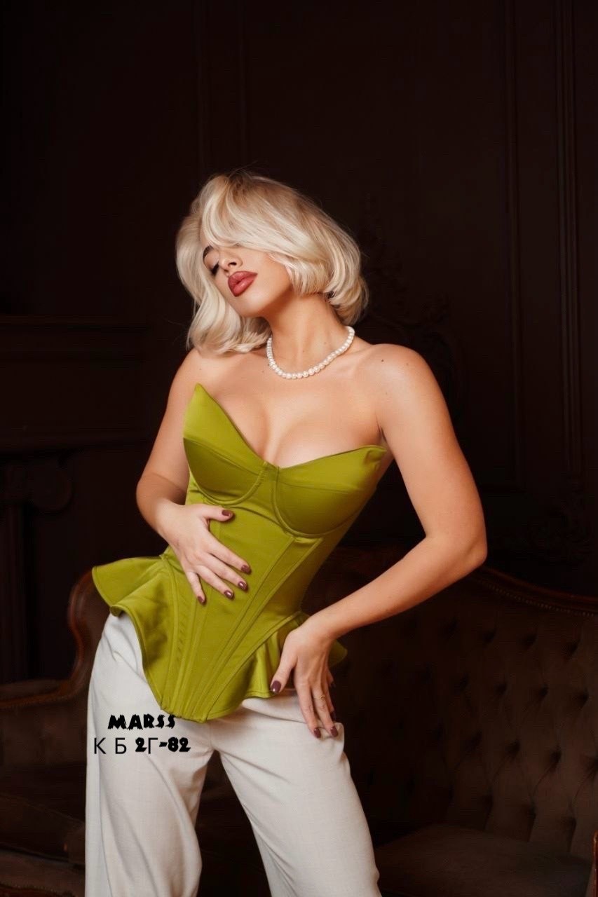 девушка,девушки блондинка,свадебная платье,красива девушка,корсет