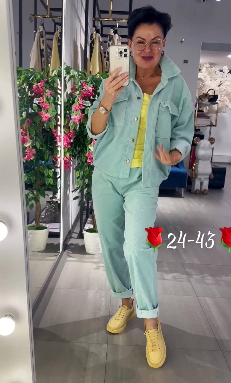 костюм двойка вельвет,костюм женский,брючный костюм,женский костюм двойка,женский костюм на флисе