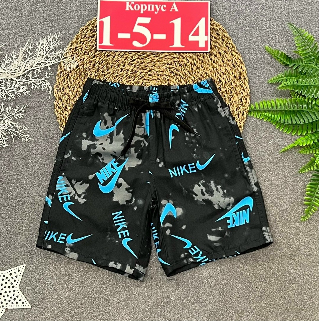 ребенок,мальчик на пляже,шорты для плавания,шорты купальные для мальчика,мальчик