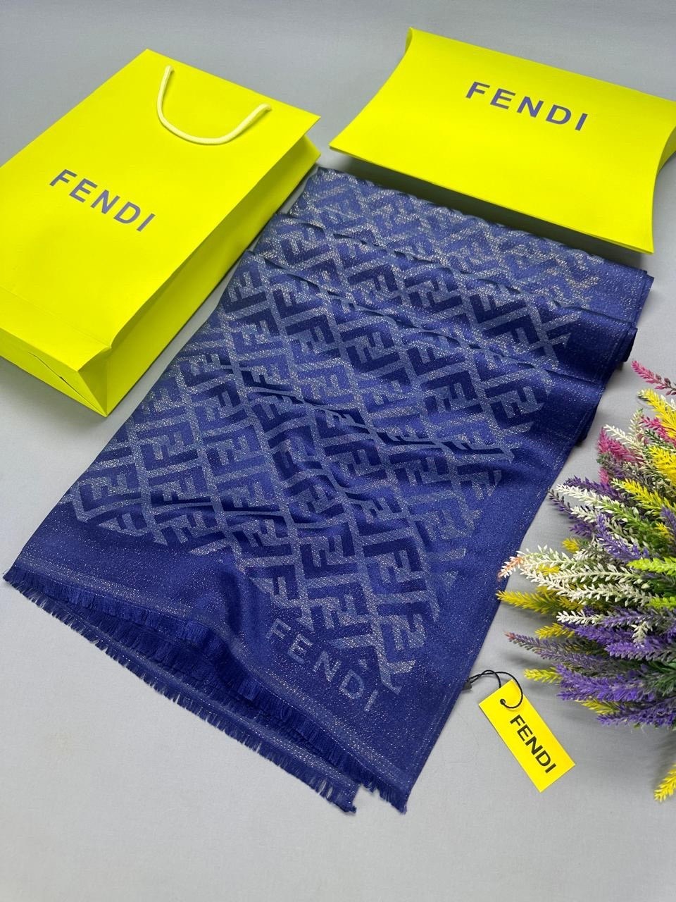 шарфы и платки,палантин fendi,палантин женские,палантин,палантин шарф