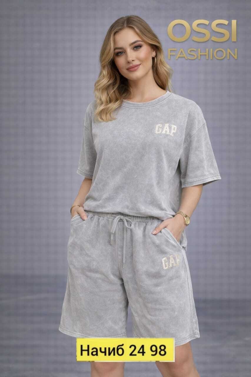 велюровый костюм с шортами,женская пижама,костюм с шортам,костюм велюровый,женский костюм шорты