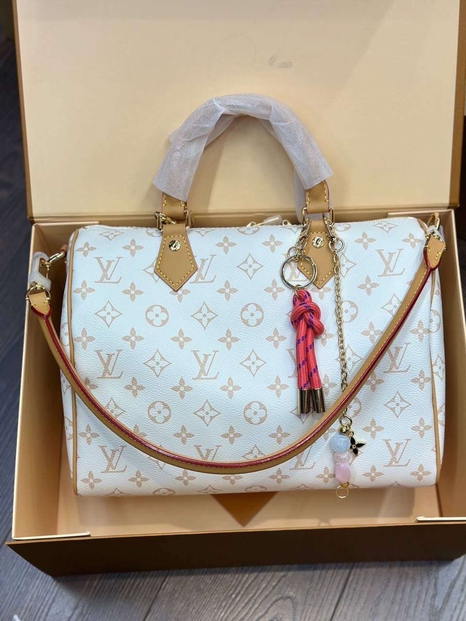 сумка женская louis vuitton,сумка louis vuitton,сумки луи виттон,женские сумки луи виттон,сумка кросс боди луи виттон