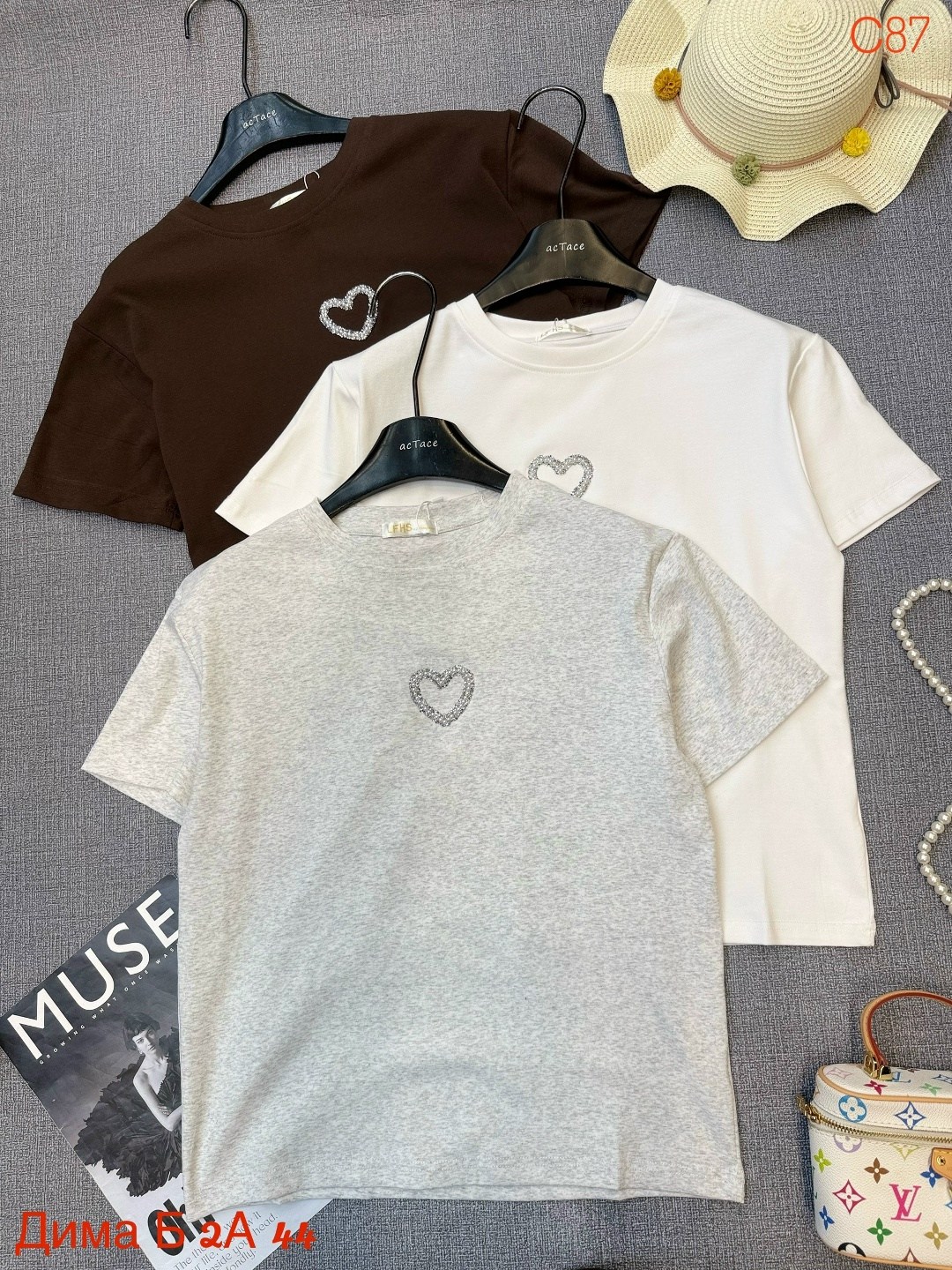 футболки женская,женская футболка белая,футболка со стразами,модная футболка