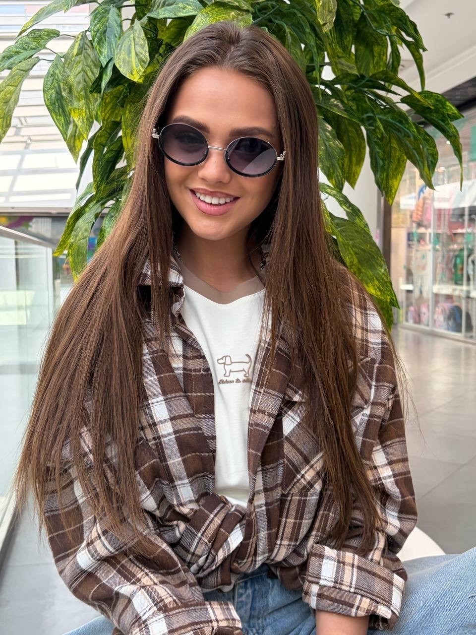 рубашка в клетку оверсайз на кнопках,рубашка женская в клетку,рубашка в клетку оверсайз со стразами летняя murzhi brand,очки солнцезащитные модные тренд,очки солнцезащитные модные тренд 2026