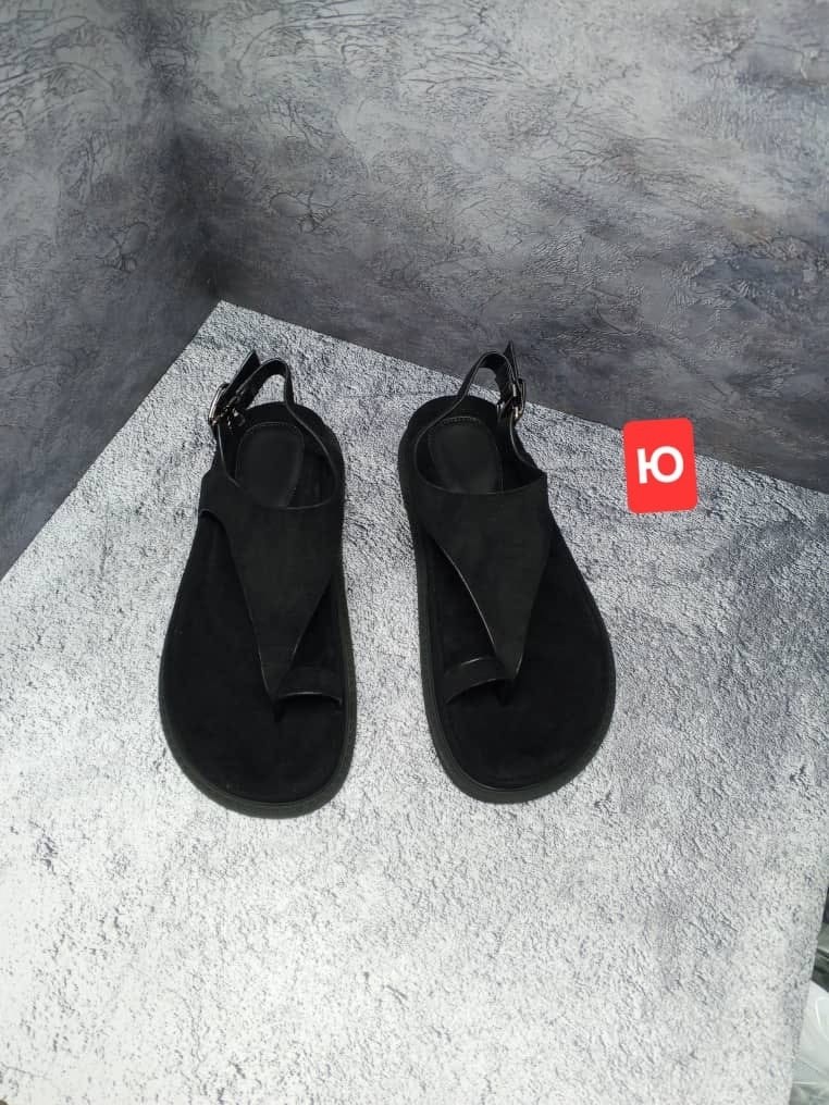 ,сандали,сандалии,стильные босоножки,босоножки замшевые