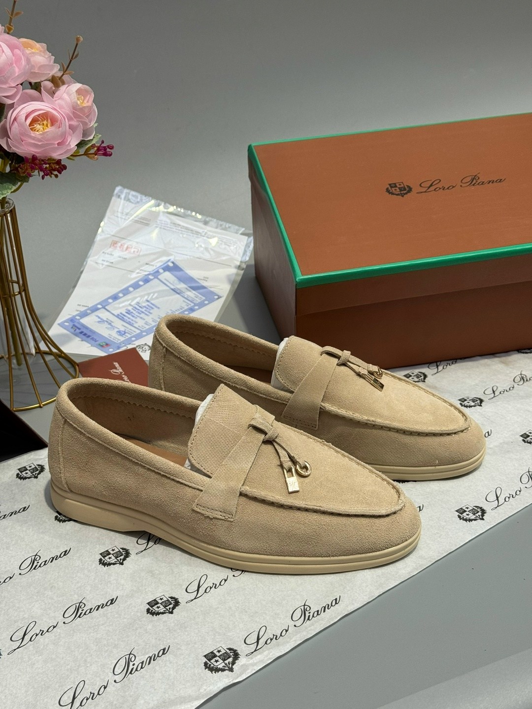 лоферы loro piana,,лоферы женские loro piana,лоферы из натуральной замши loro piana,лоро пиано лоферы