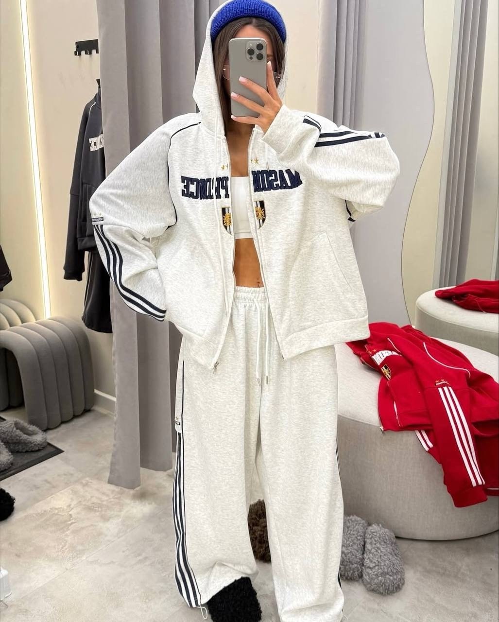 спортивная одежда для женщин,спорт костюм,костюм спортивный женский,костюм спортивный,красные спортивные брюки adidas originals adicolor