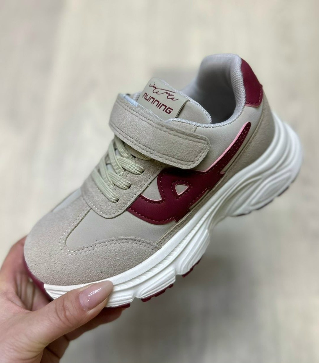 ,спортивная ,кроссовки, для бега,повседневная