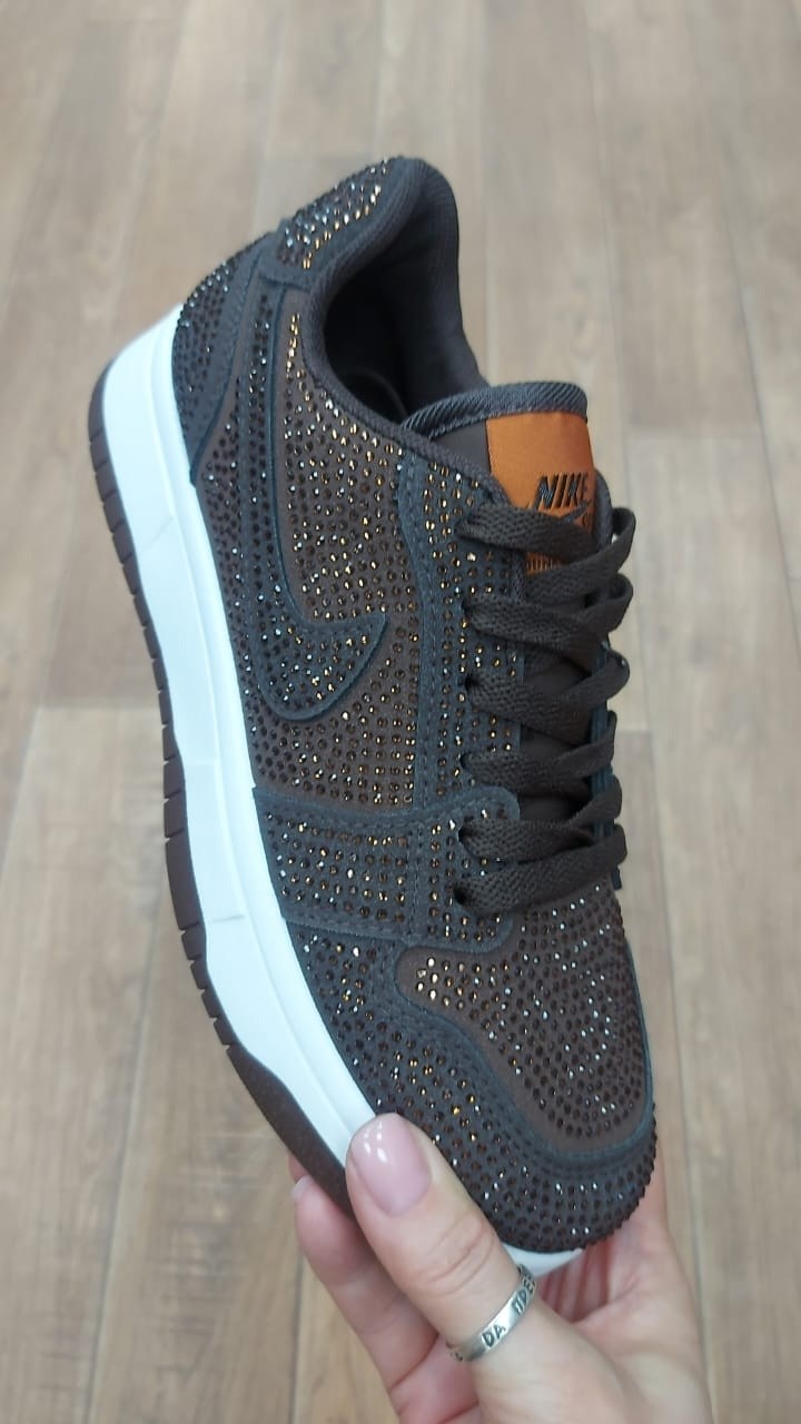 кроссовки,cactus plant flea market x nike dunk low,кроссовки со стразами,nike dunk low pure platinum,nike dunk swarovski