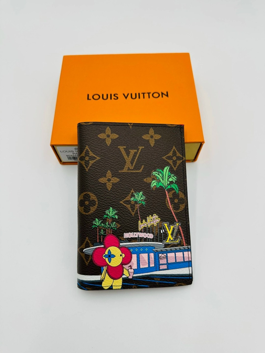 обложка для паспорта louis vuitton,louis vuitton кошелек,кошелек луи виттон,модный кошелек,женские кошельки