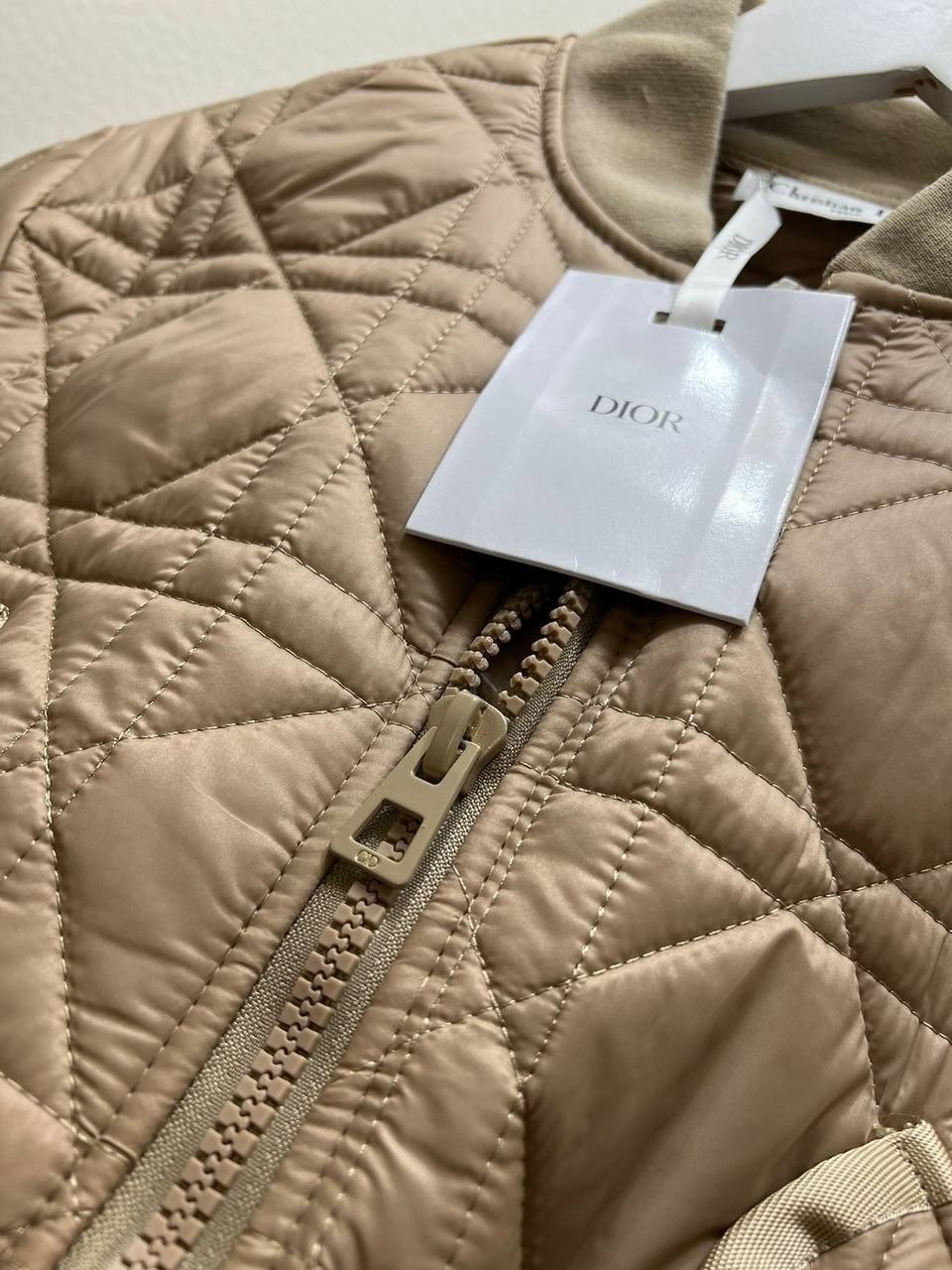 куртка короткая,женская куртка,куртка бомбер женская,куртка,демисезонная куртка женская