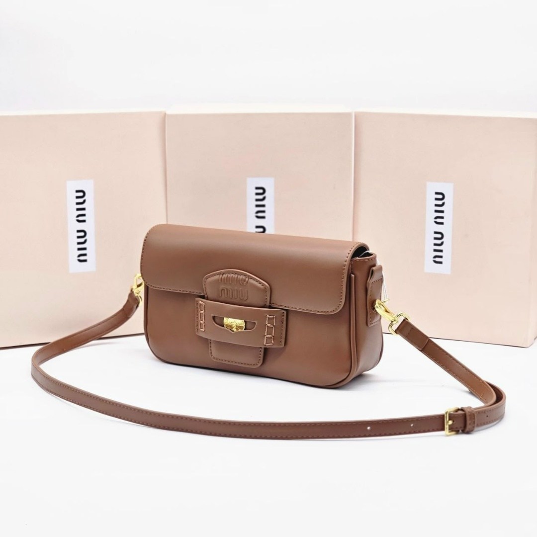 сумка женская miu miu,miu miu сумка,сумки женская,сумка,сумочка женская