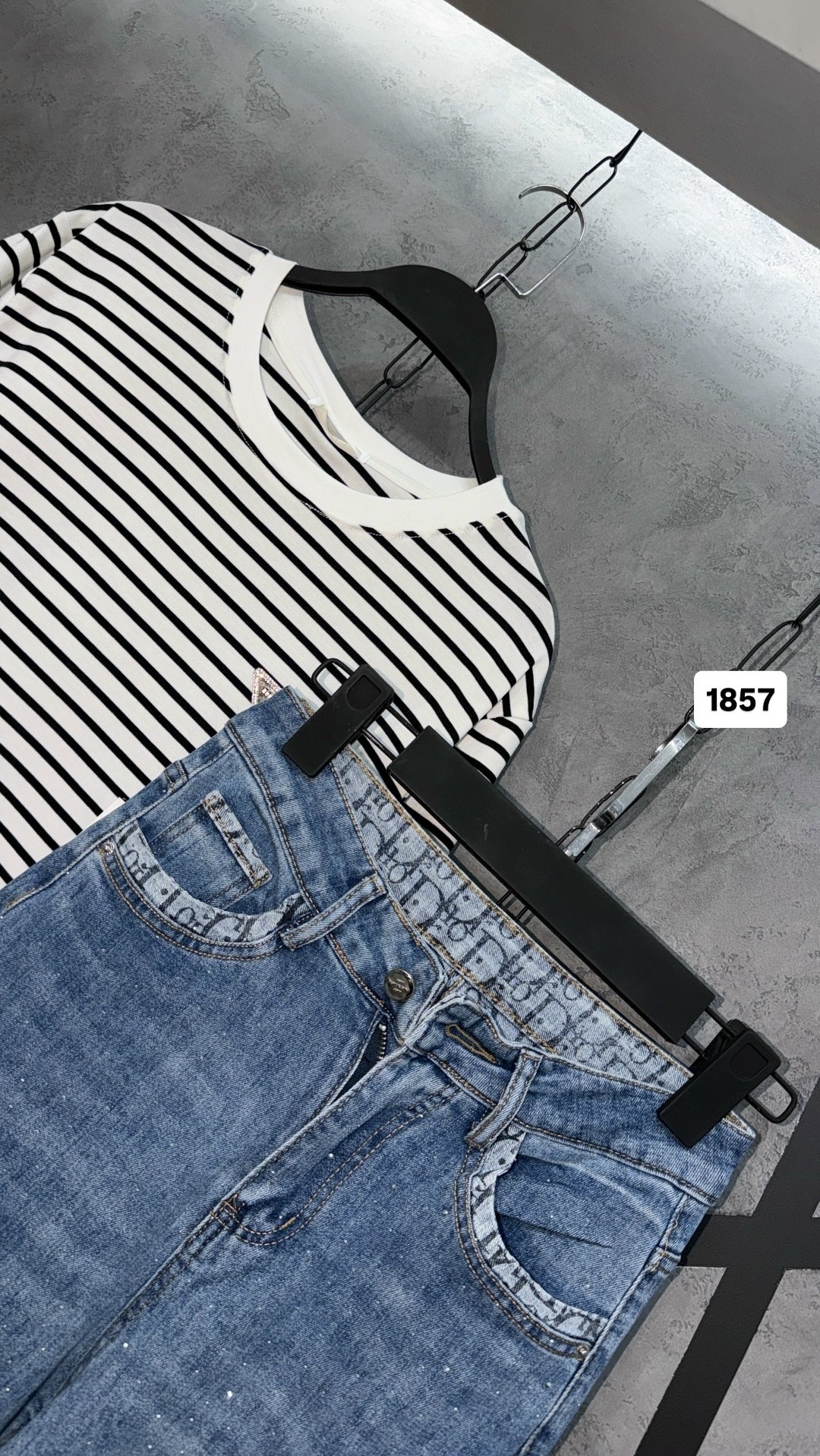 женские джинсы,стильные джинсы,джинсы,женские джинсы широкие,брюки джинсы