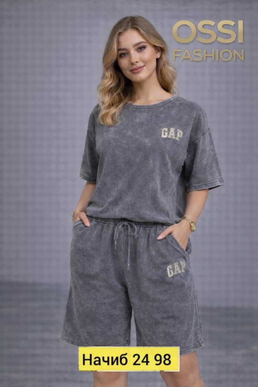 велюровый костюм с шортами,женская пижама,костюм с шортам,костюм велюровый,женский костюм шорты