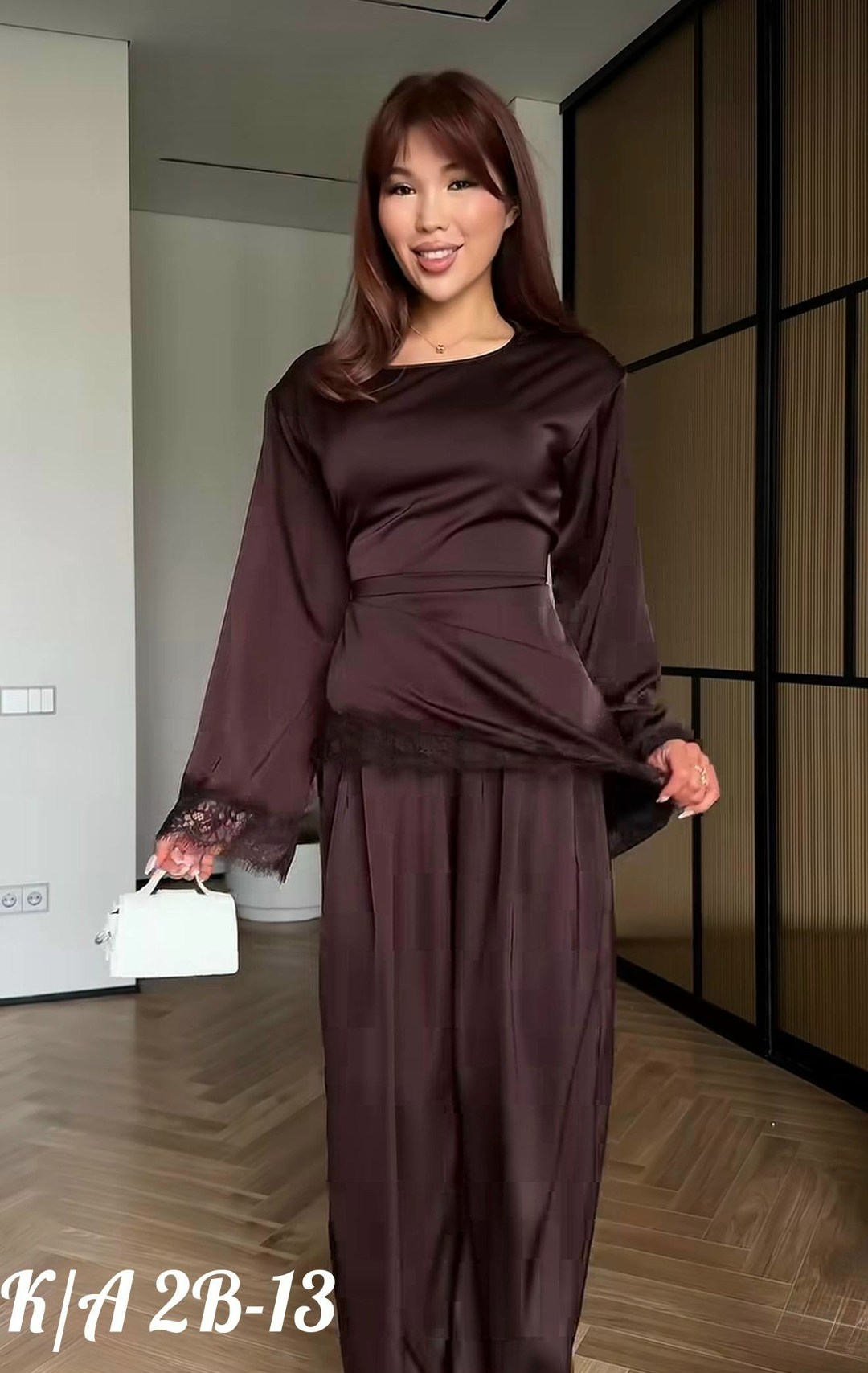 стильные костюмы,брючный атласный костюм,атласный костюм женский,атласный костюм,костюм из атласа брючный