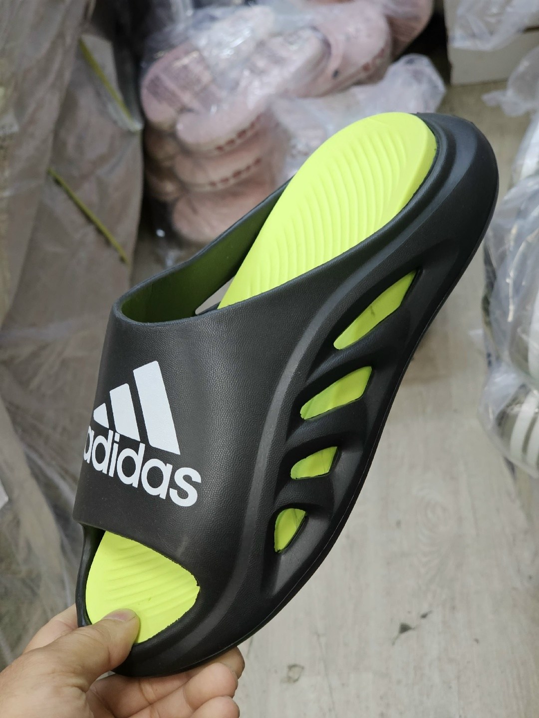 шлепанцы adidas,adidas сланцы,адидас шлепки мужские eezay,шлепки адидас,