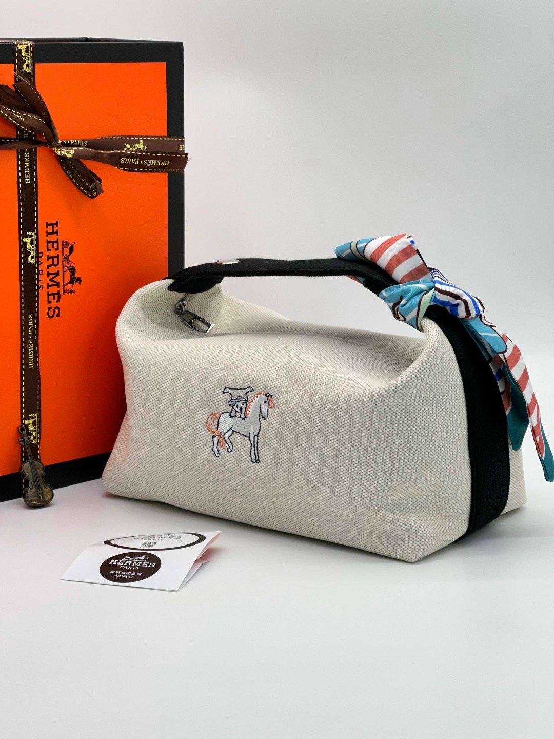 hermes косметичка,hermes сумка,косметичка хермес,косметичка эрмес,hermes женская сумка