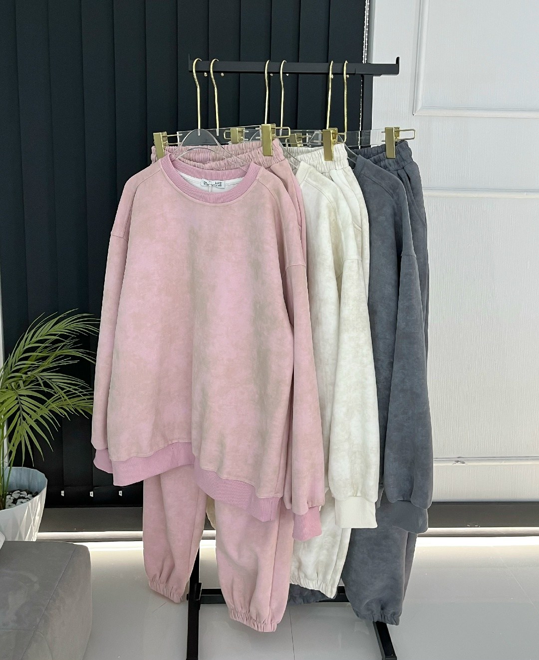 женский костюм на флисе,костюм на флисе,женские спортивные костюмы,костюм спортивный,женские костюмы