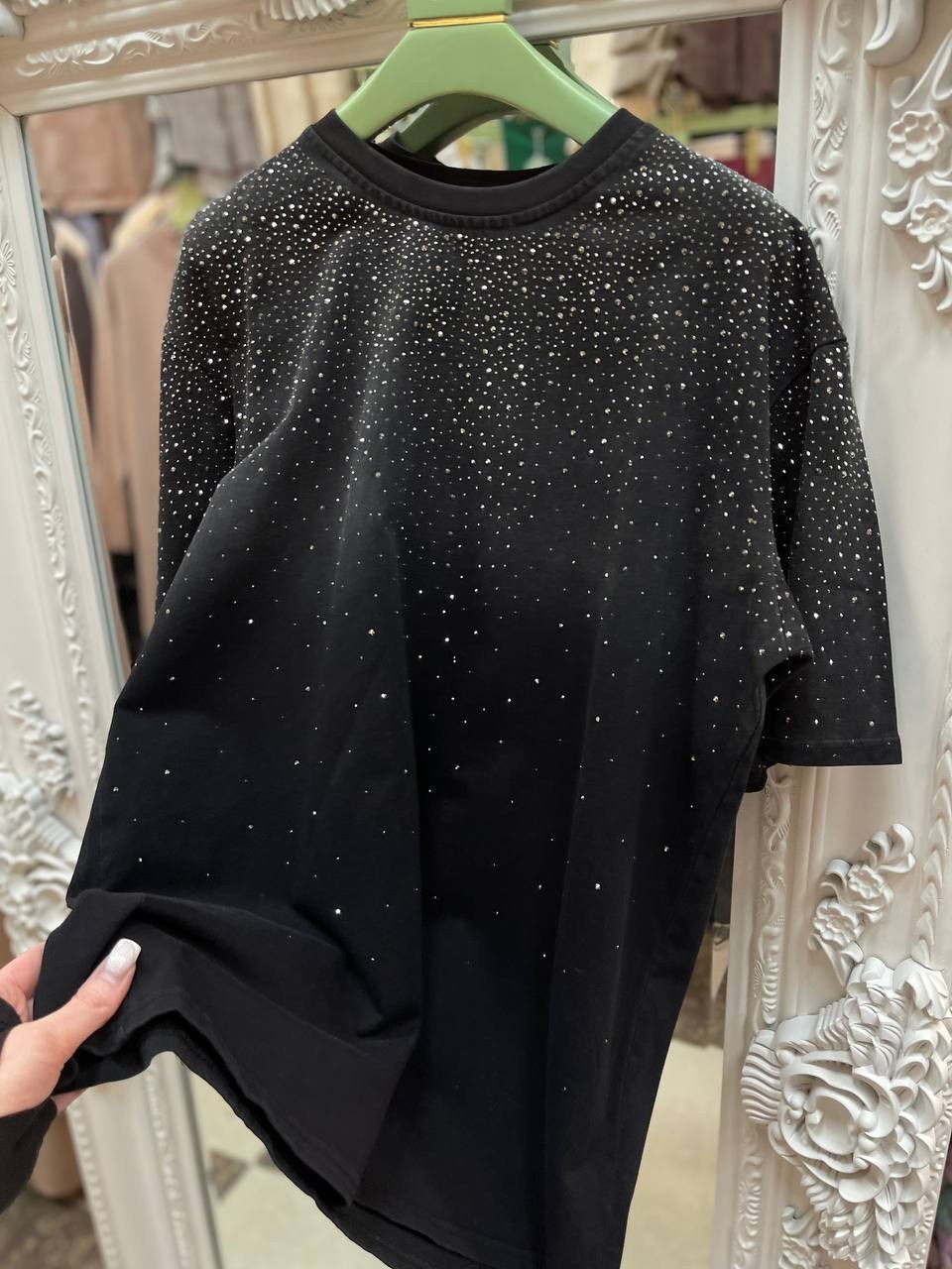 ,юбка миди,юбка,белая футболка оверсайз