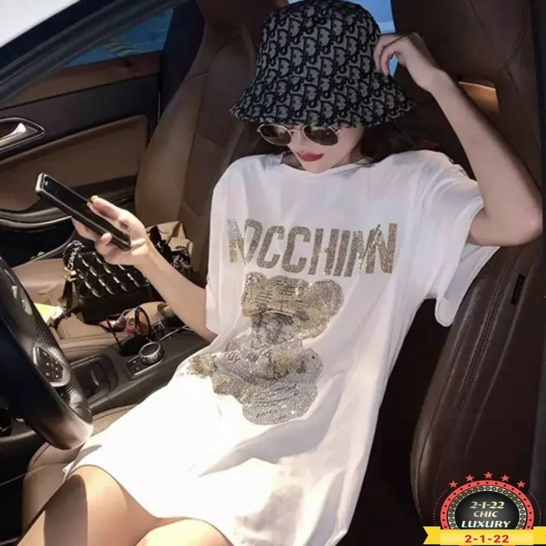 футболки женская,футболка moschino,футболки модные,модные наряды,футболки женские мужские