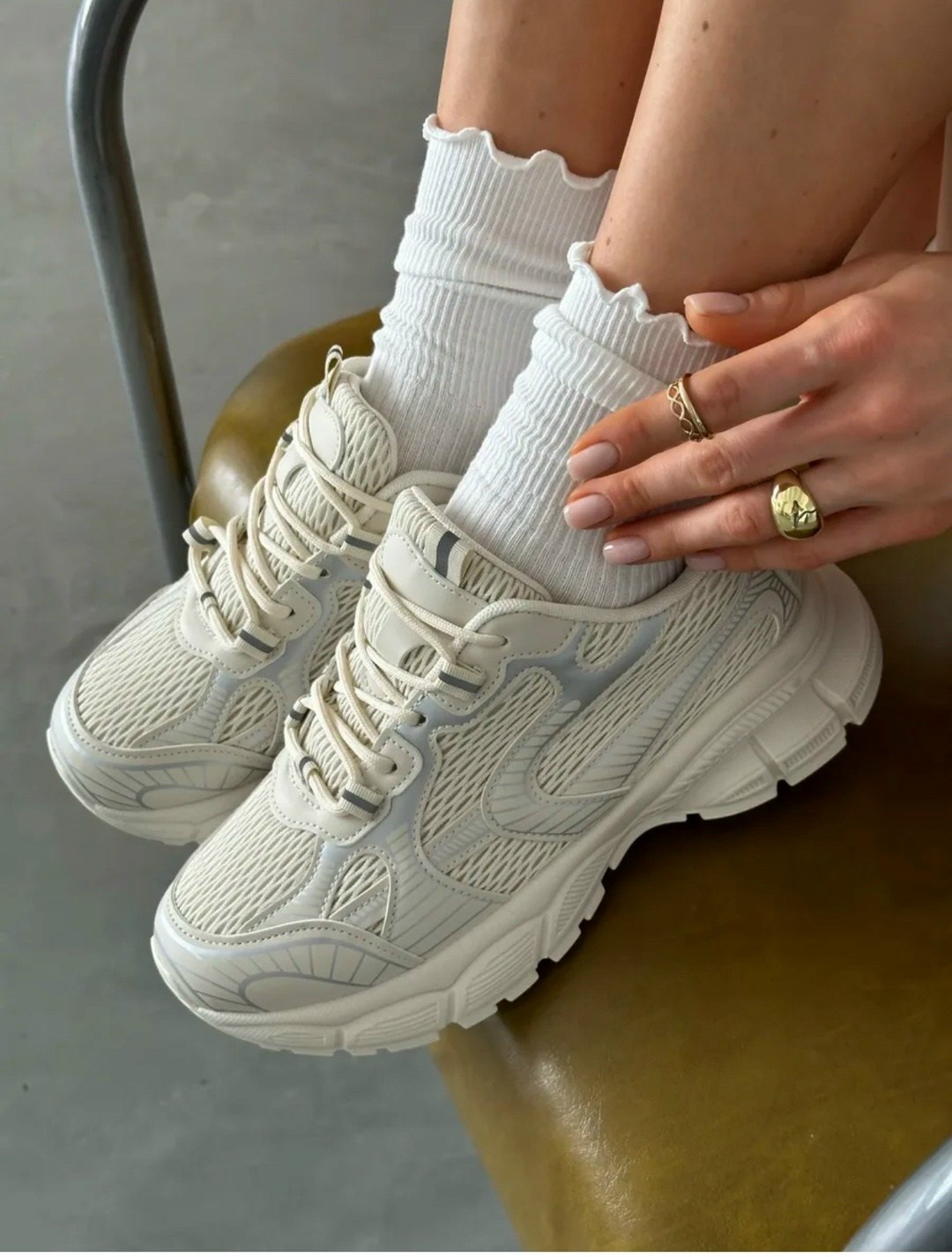 кроссовки женскиe,кроссовки модные,кроссовки,массивные кроссовки,женские модные кроссовки