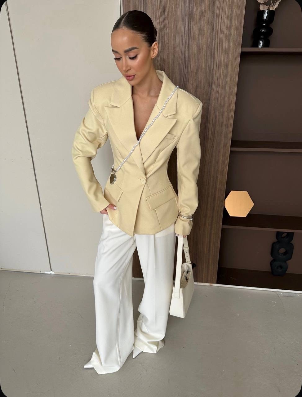 пиджак оверсайз,женский пиджак,пиджак женский оверсайз,желтый пиджак,пиджак и жакет