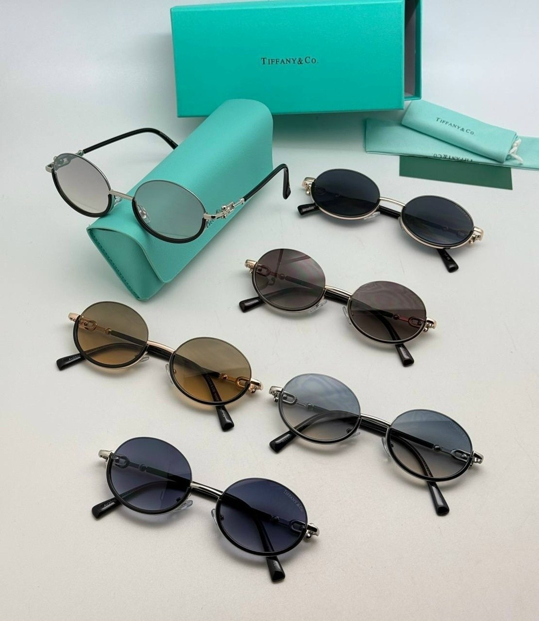 рубашка в клетку оверсайз на кнопках,рубашка женская в клетку,рубашка в клетку оверсайз со стразами летняя murzhi brand,очки солнцезащитные модные тренд,очки солнцезащитные модные тренд 2026