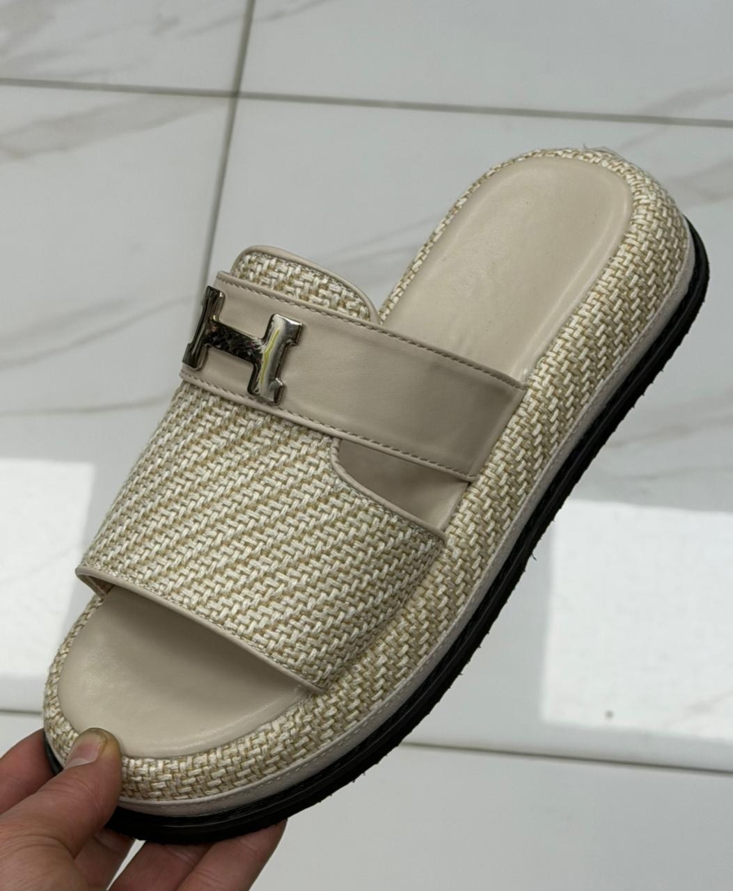 ,шлепанцы женские,женская ,женские шлепки,женские босоножки