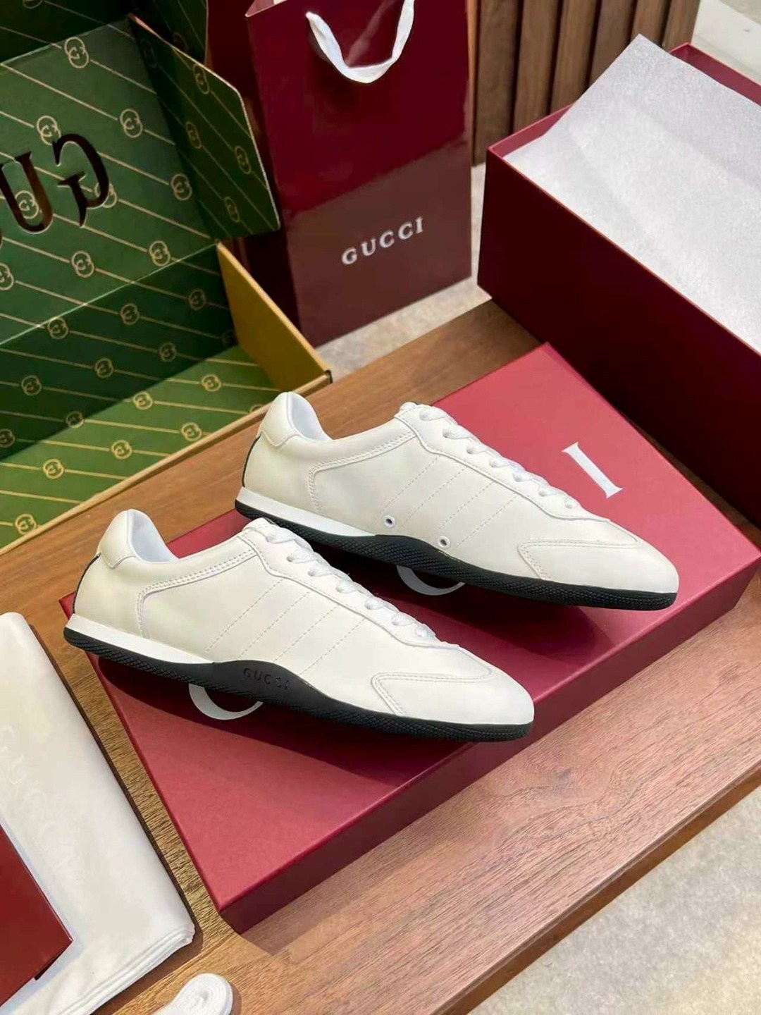 кроссовки gucci,gucci кроссовки мужские,gucci кроссовки женские,кеды gucci,кожаные кроссовки gucci