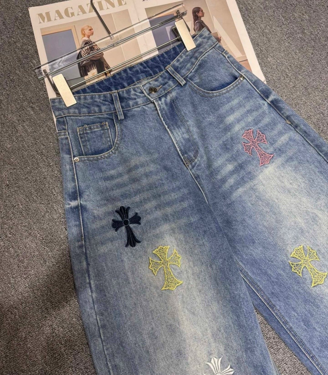 chrome hearts джинсы,джинсы с крестами,джинсы chrome hearts с крестами,chrome hearts jeans,джинсовые брюки