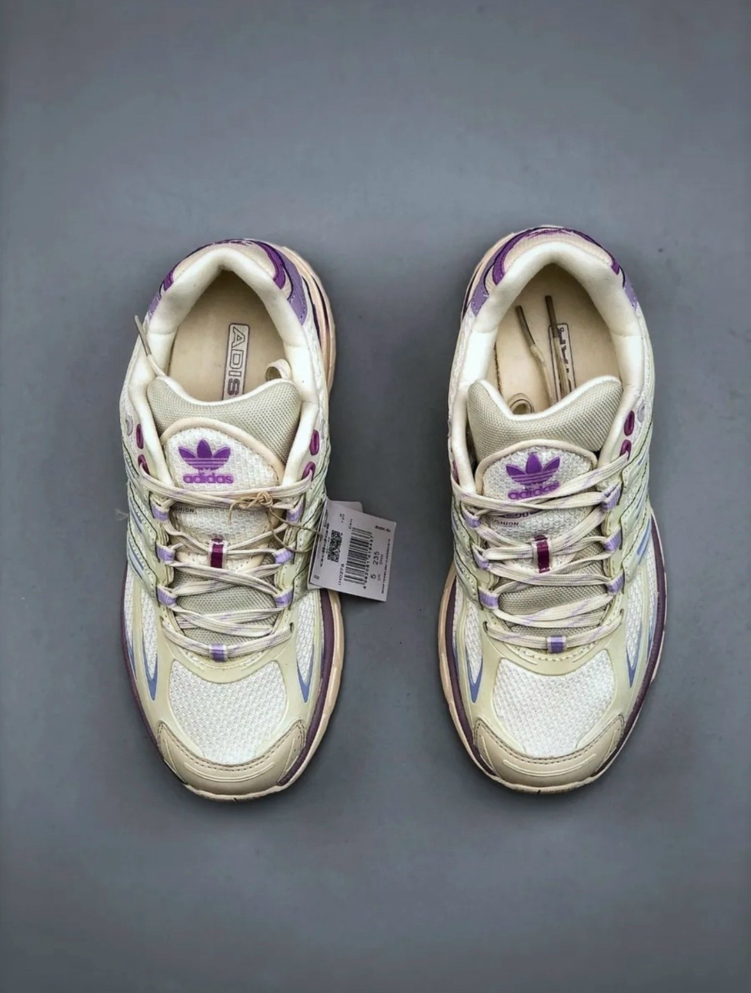 женские кроссовки adidas,кроссовки adidas,кроссовки adidas original,кроссовки adidas response cl,кроссовки